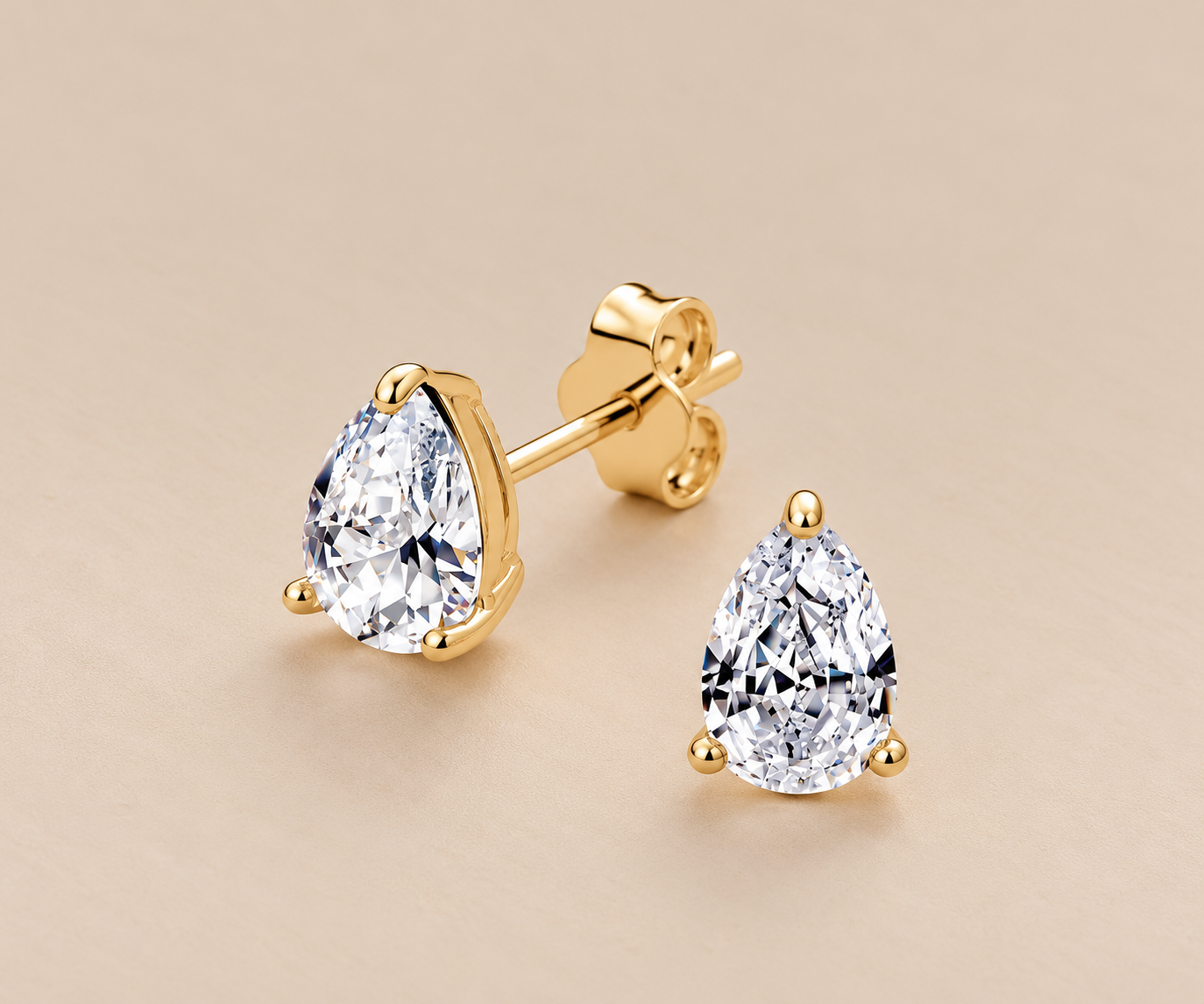 Teardrop • Cubic Zirconia • Gold